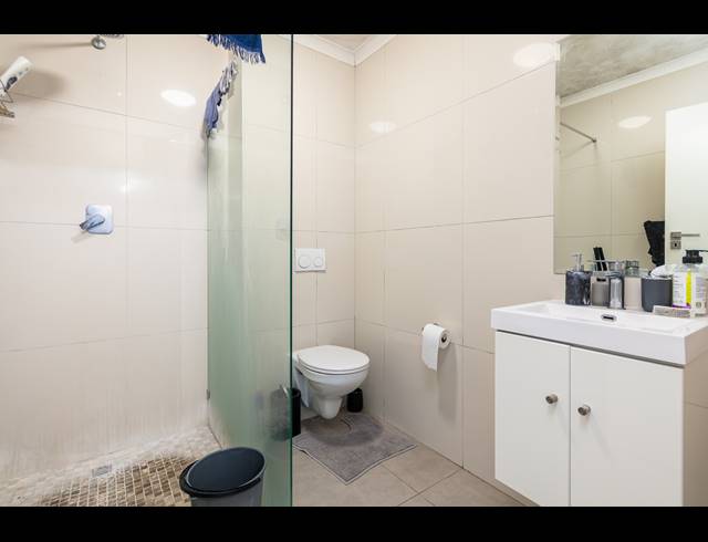 2 BEDROOM APARTMENT TO LET IN OBSERVATORY